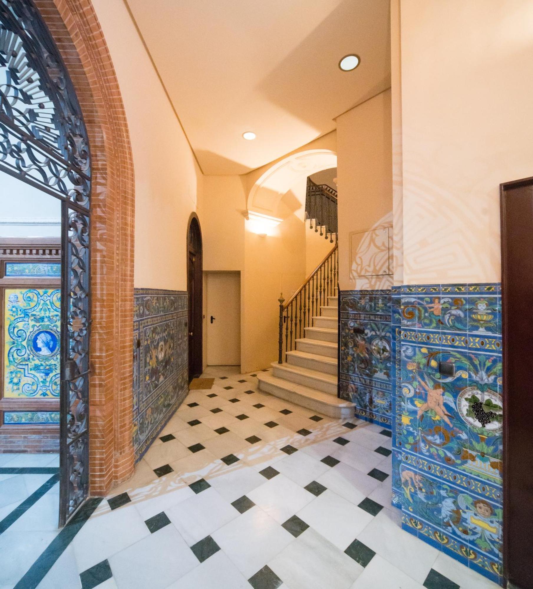 Apartamento Exclusive Triplex With Private Terrace Sevilla Exterior foto